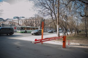 Шлагбаум в Даниловском районе 