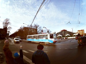 Трамвайные пути возле метро Тульская