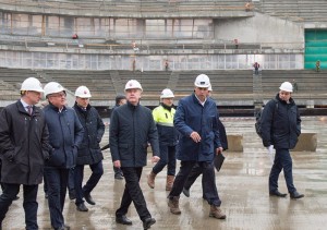 Мэр Москвы Сергей Собянин на строительстве стадиона Динамо