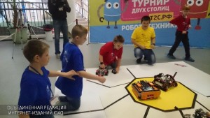 Лучшие робототехники Москвы и Питера встретились на турнире