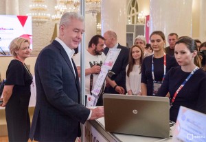 Мэр Москвы Сергей Собянин посетил пресс-центр для журналистов