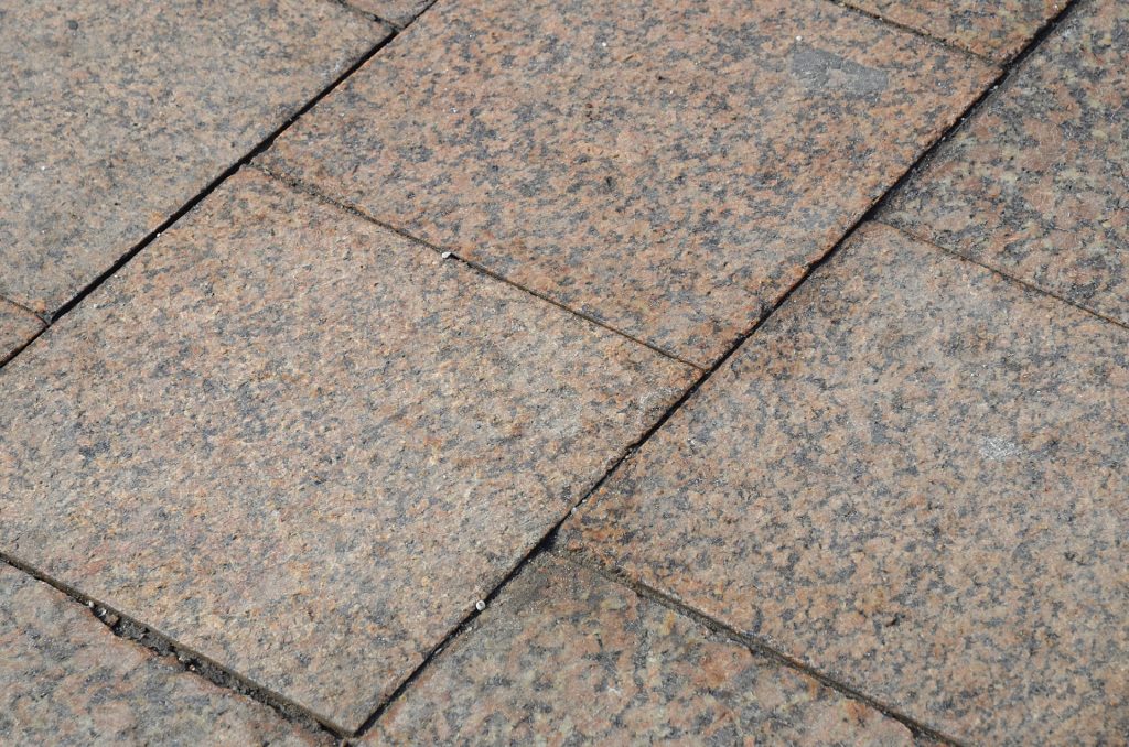 Специалисты провели работы по благоустройству в Даниловском районе. Фото: Анна Быкова, «Вечерняя Москва»