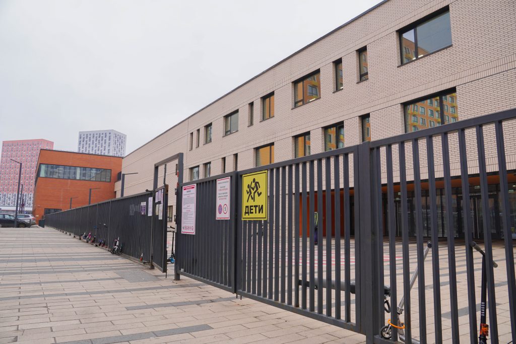 Торжественный праздник для первоклассников состоялся в школе №1257. Фото: Ксения Догонашева, «Вечерняя Москва»