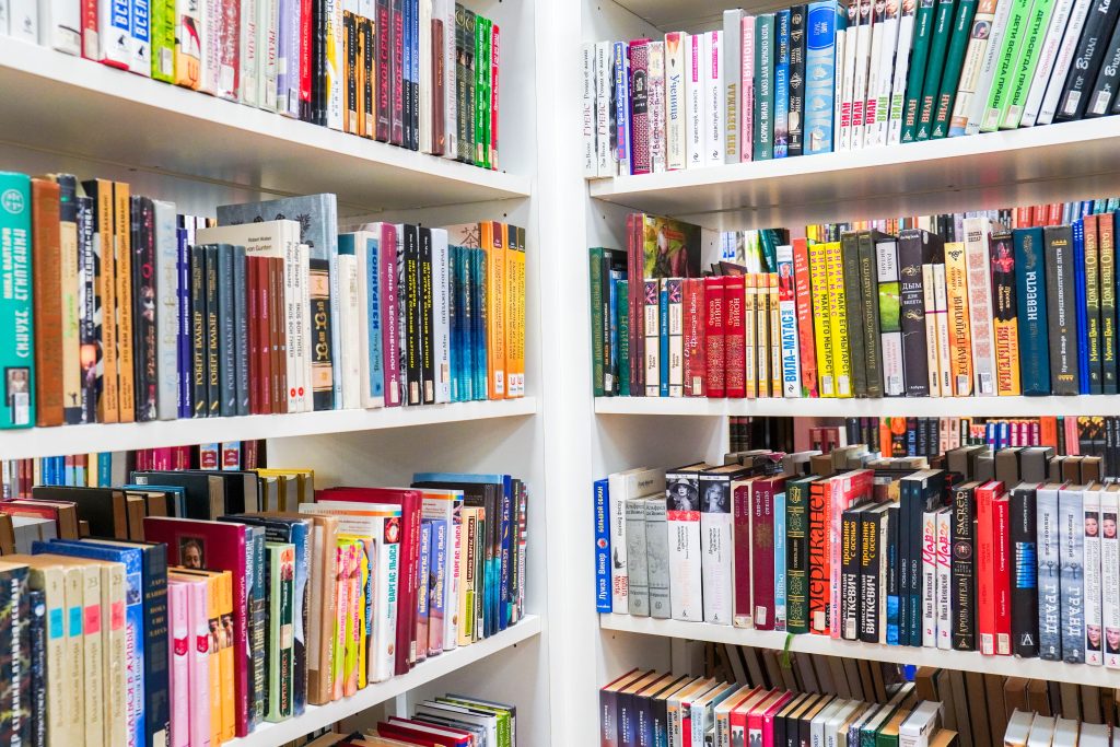 Литературный вечер состоится в книжном клубе в Галерее На Шаболовке. Фото: Фото: Ксения Догонашева, «Вечерняя Москва»