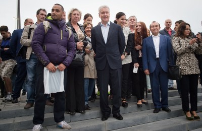 Мэр Москвы открыл после благоустройства Триумфальную площадь