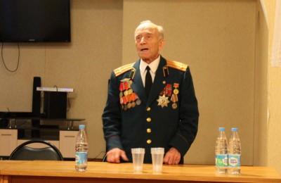 Ветеран ВОВ на мероприятии "Прививка от фашизма"