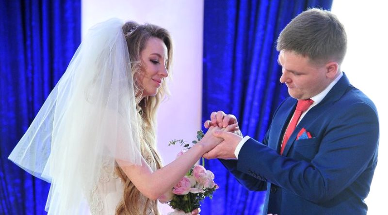 Столичные ЗАГСы приняли более 1000 заявлений на регистрацию брака в мае