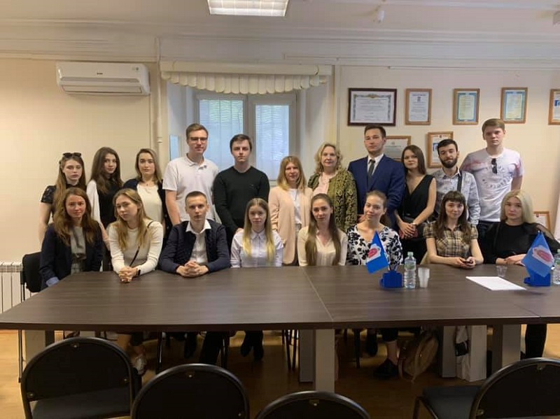 Сотрудники аппарата Совета депутатов МО Даниловский провели познавательную встречу для студентов одного из столичных ВУЗов