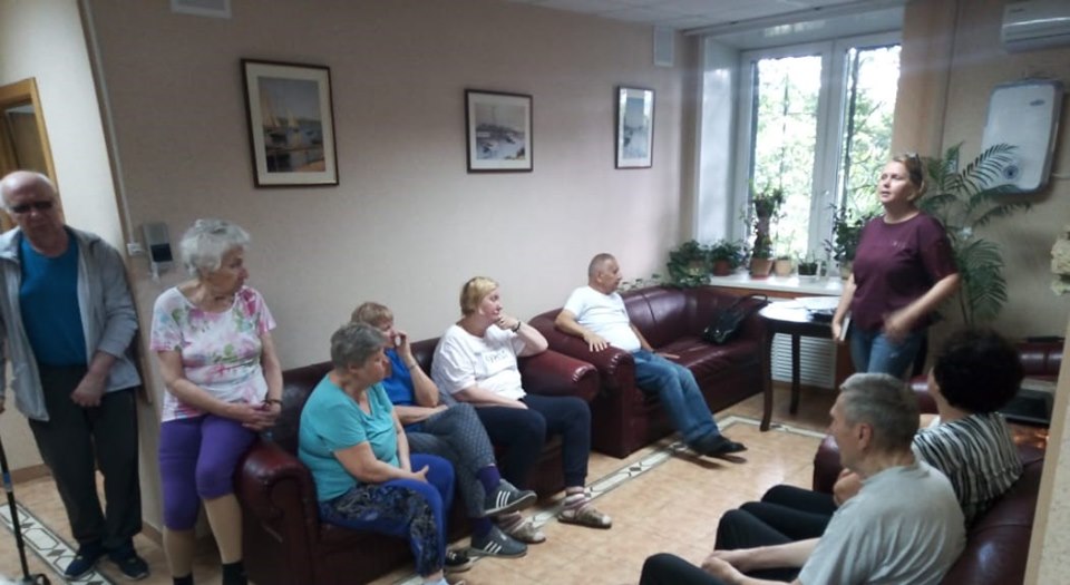 Познавательную лекцию о творчестве советских писателей организовали для жителей Даниловского района