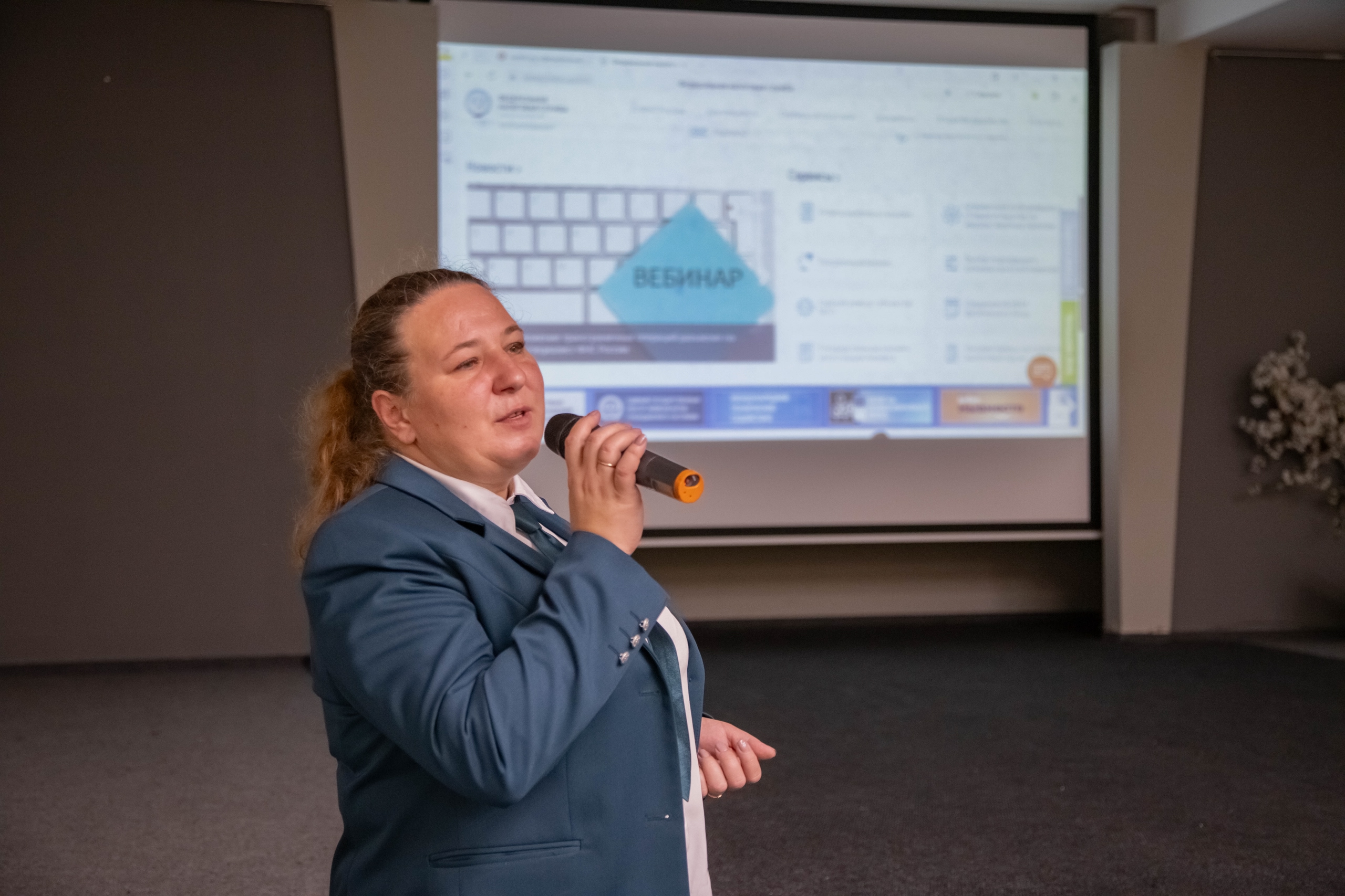 Лекции с представителями ФНС прошли в Технологическом колледже №34. Фото: страница Технологического колледжа №34 в социальных сетях