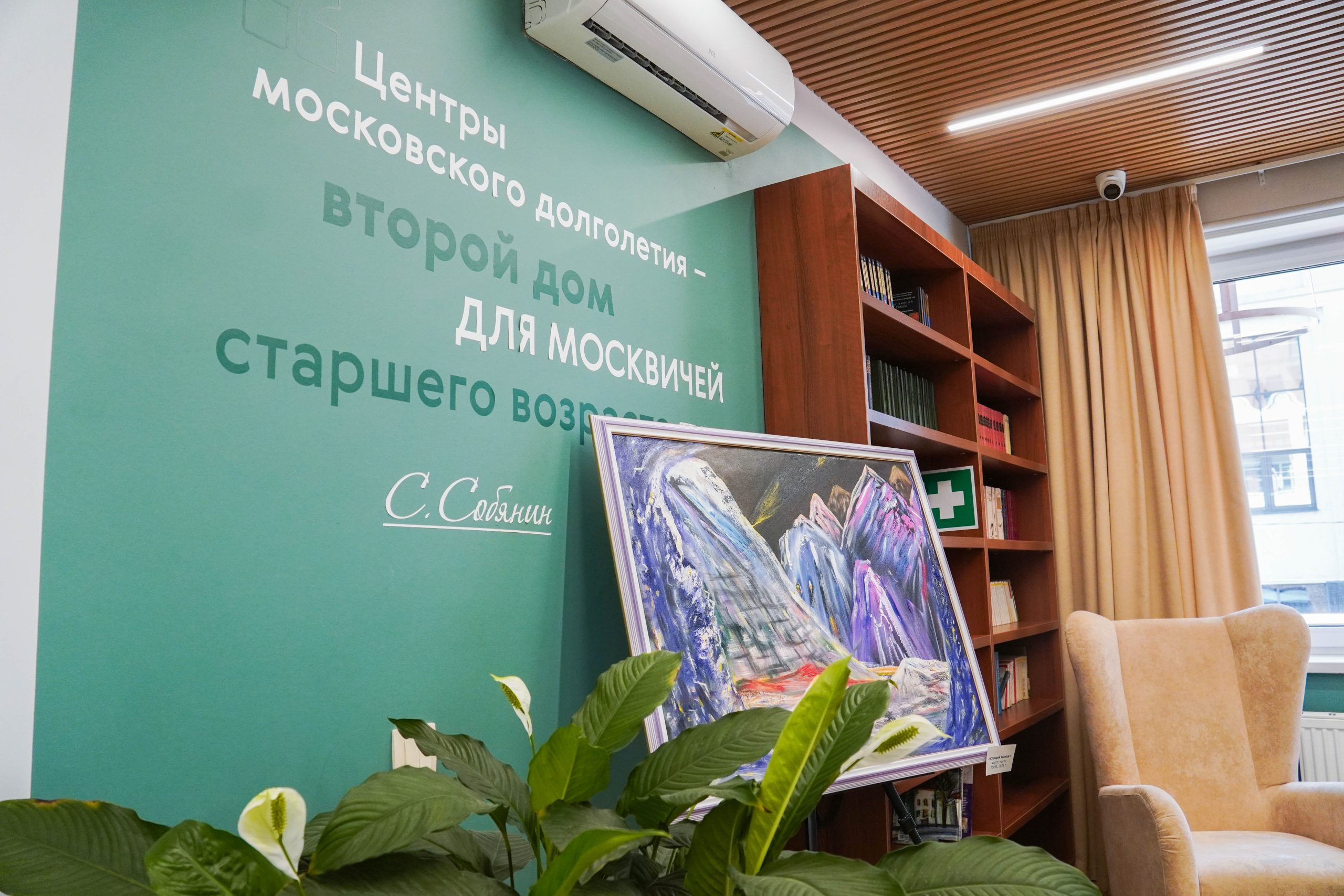 Представители ЦМД «Даниловский» пригласили жителей города на экскурсию. Фото: Ксения Догонашева, «Вечерняя Москва»